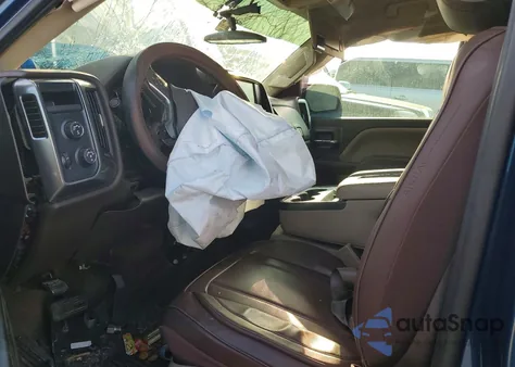 2018 Chevrolet Silverado K1500 Lt z USA, uszkodzony, nr VIN 3GCUKREC5JG428033